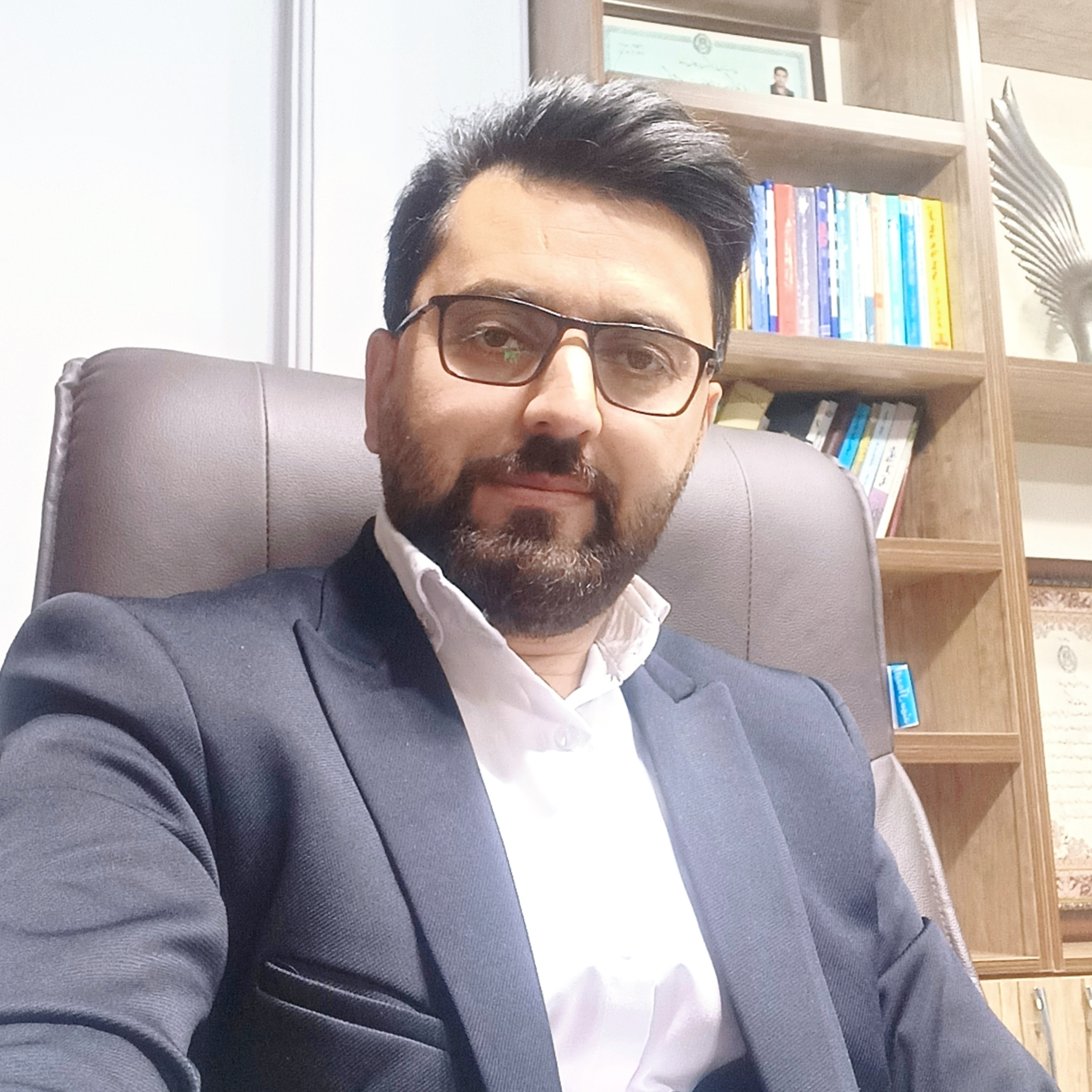 مسلم  عباس پورريكنده 