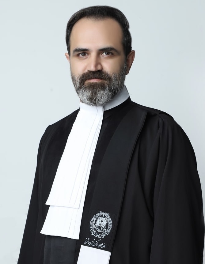 عکس وکیل