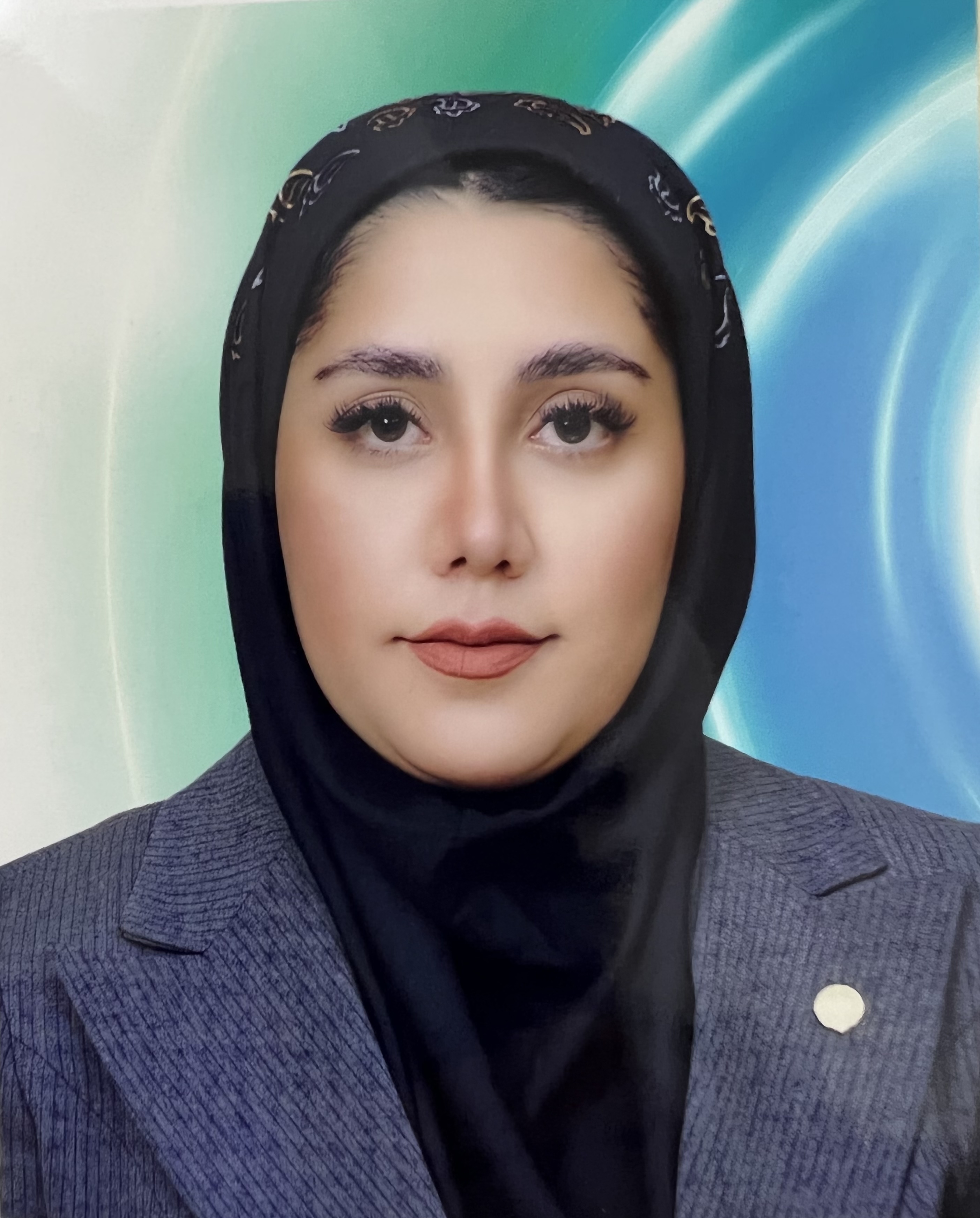 آمنه سالاری 