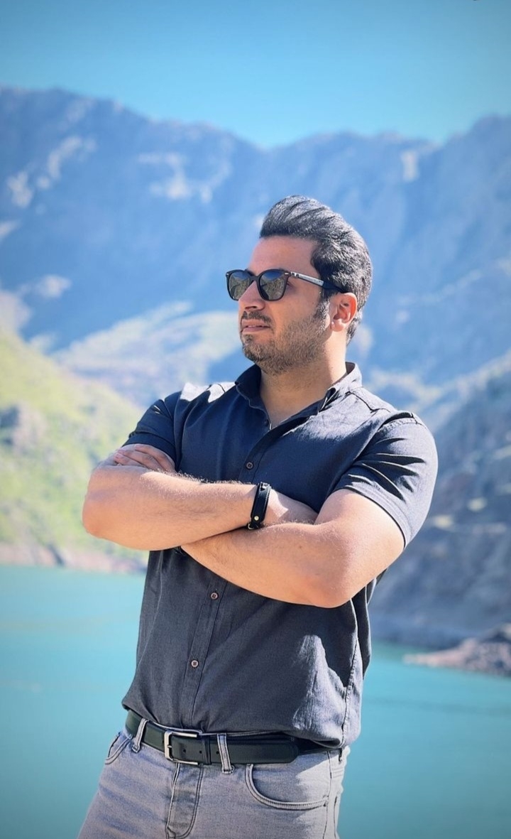 احسان صالحی 