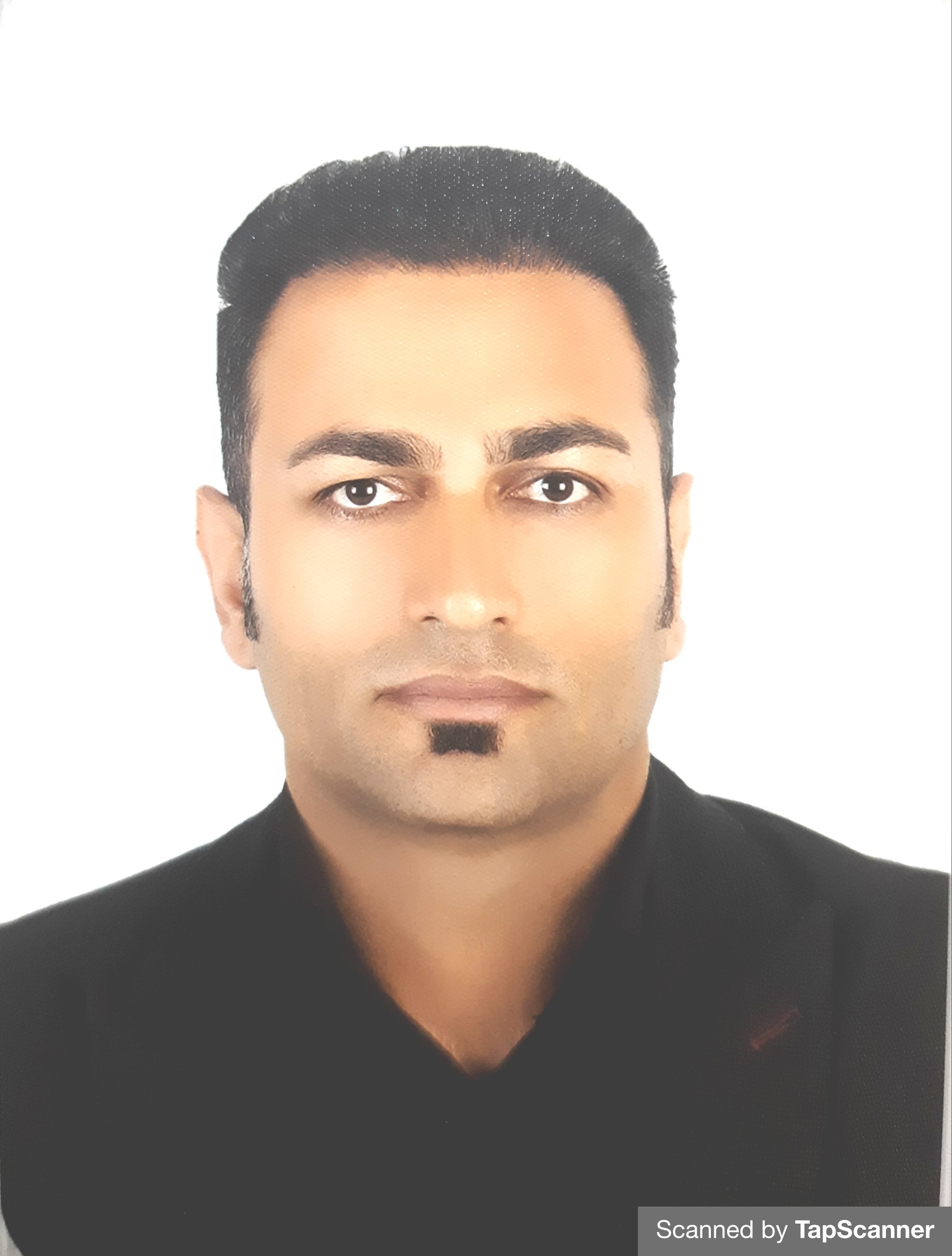 آزاد محمدیان 