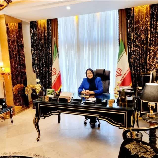 عکس وکیل