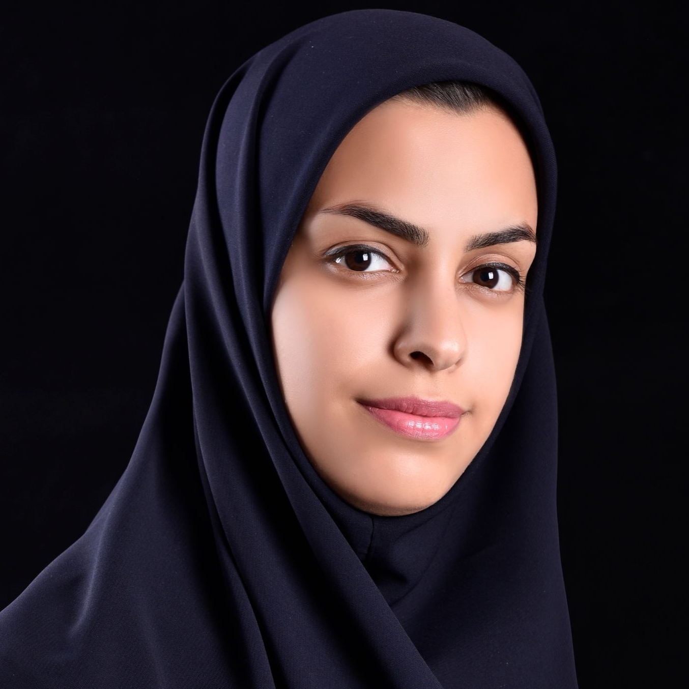 زهره  خدابخشيان كارگر 