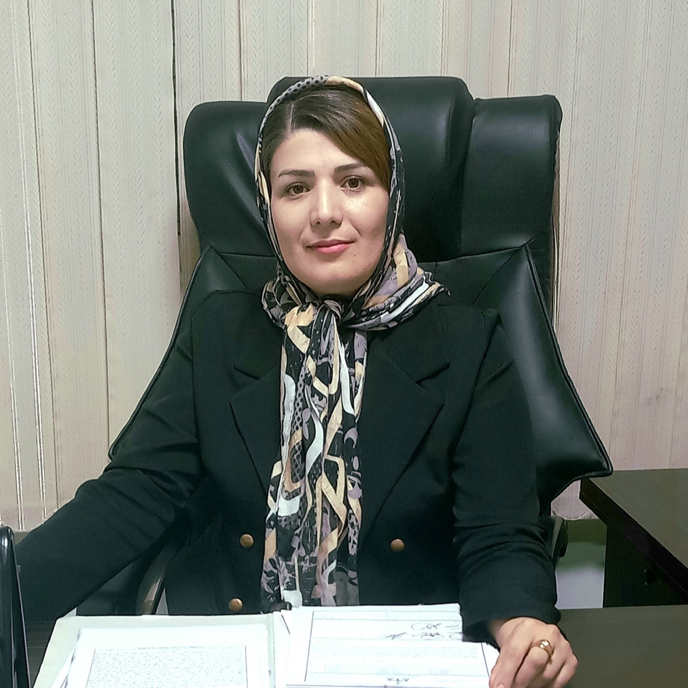 عکس وکیل