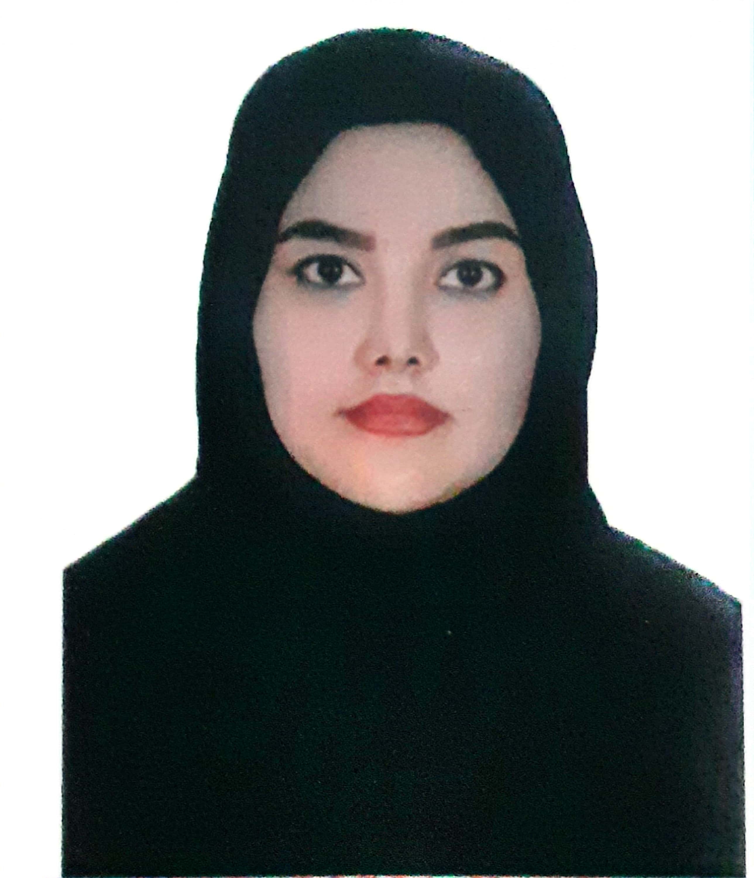 پریا محمودی 