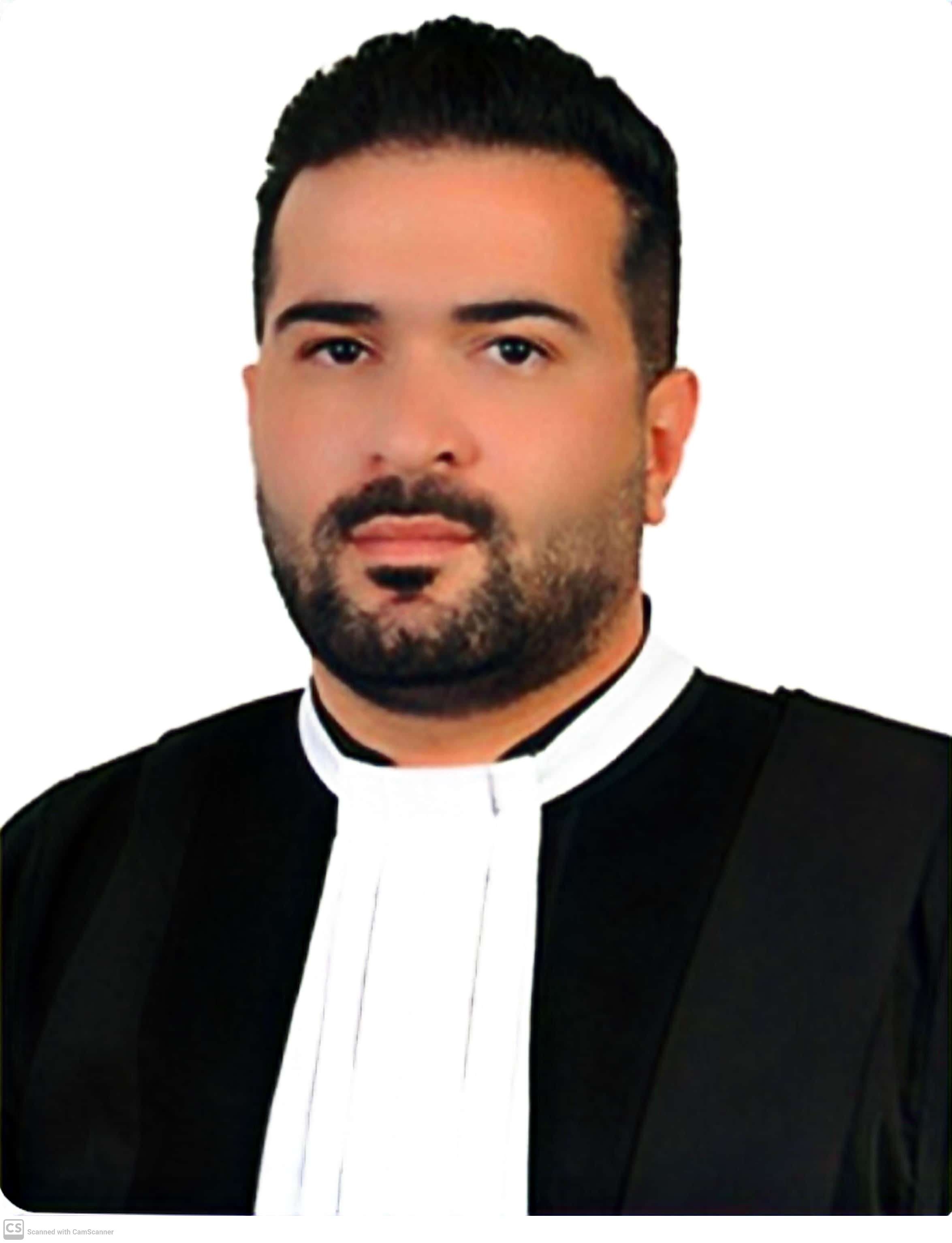 عکس وکیل