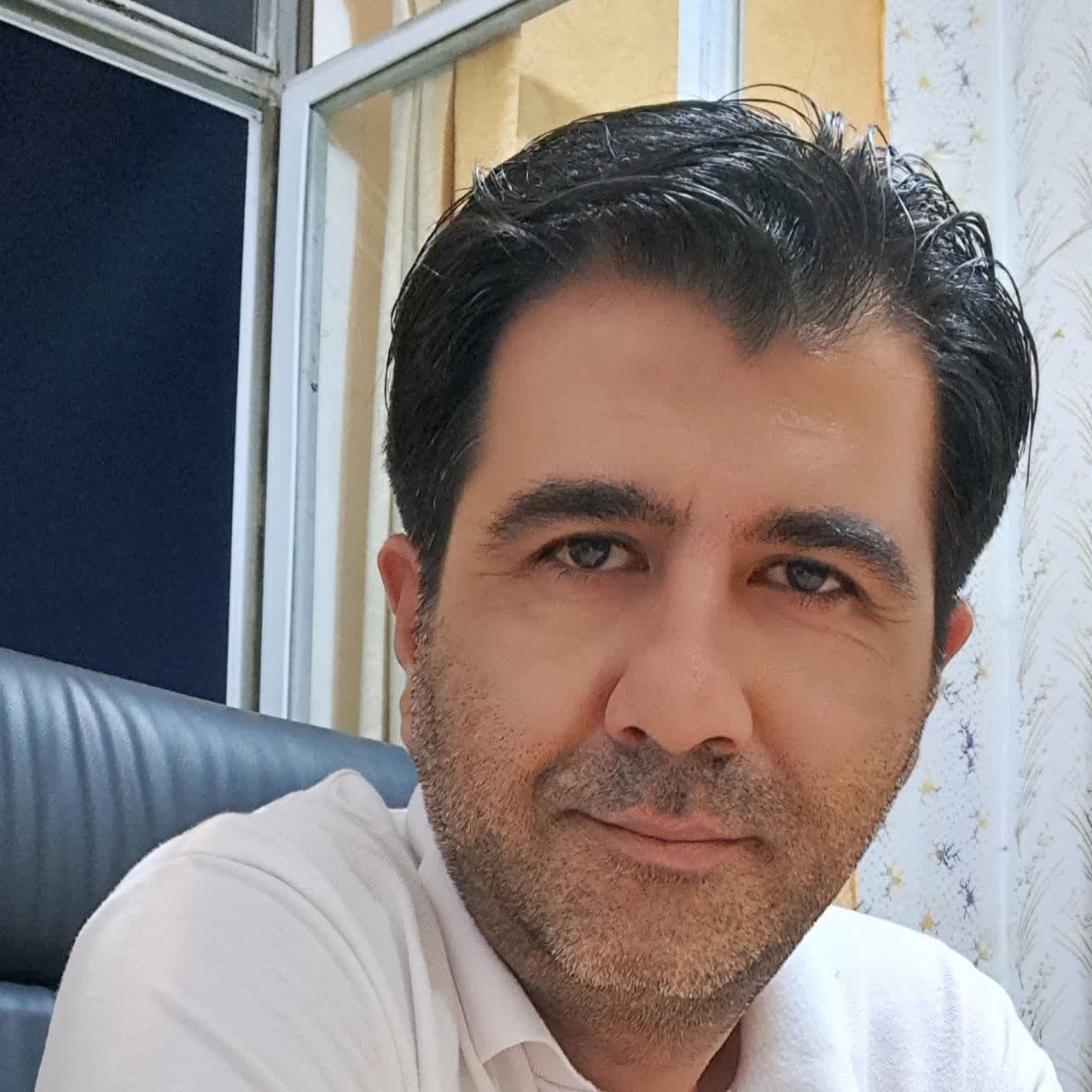 عکس وکیل