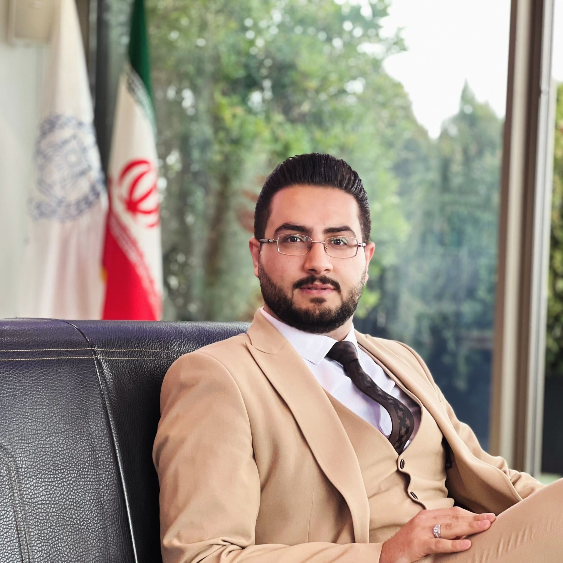 عکس وکیل