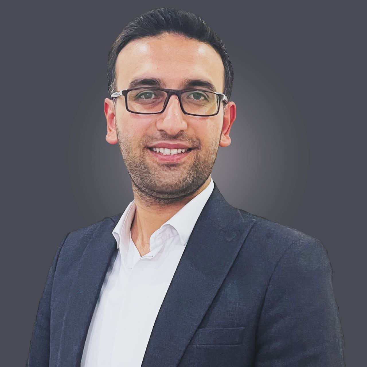 عکس وکیل