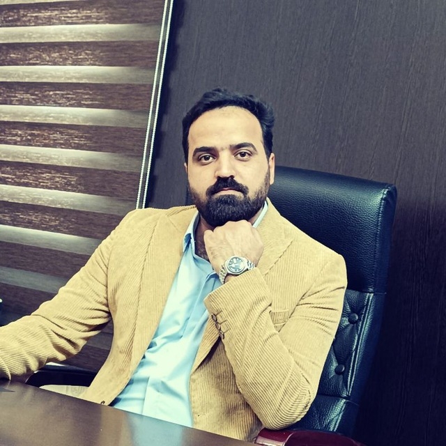 امیر یزدانی 