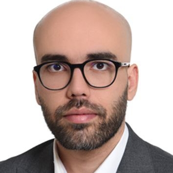 اشکان امانی 