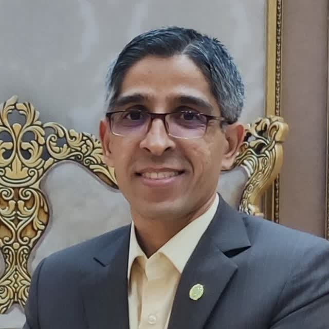 عکس وکیل
