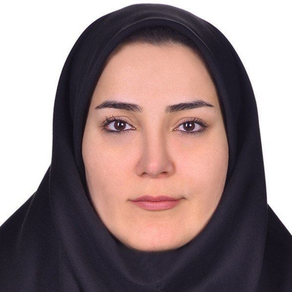 زهرا نرمستانی 
