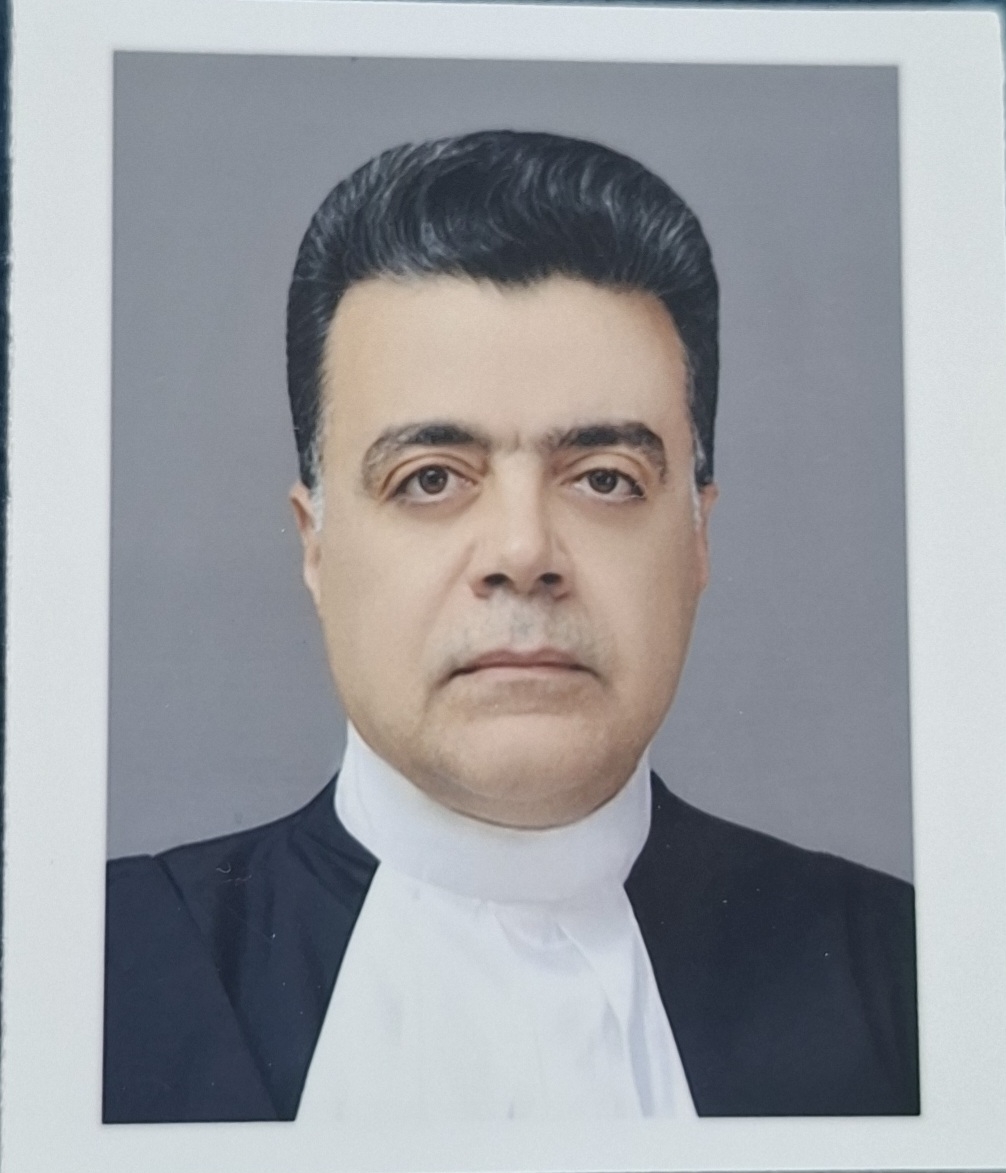 عکس وکیل