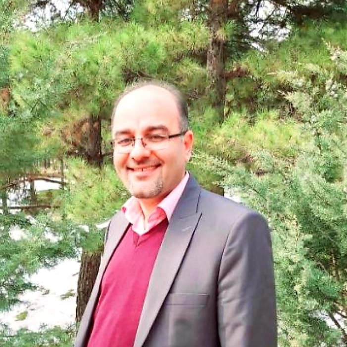 علي  حجي زاده 