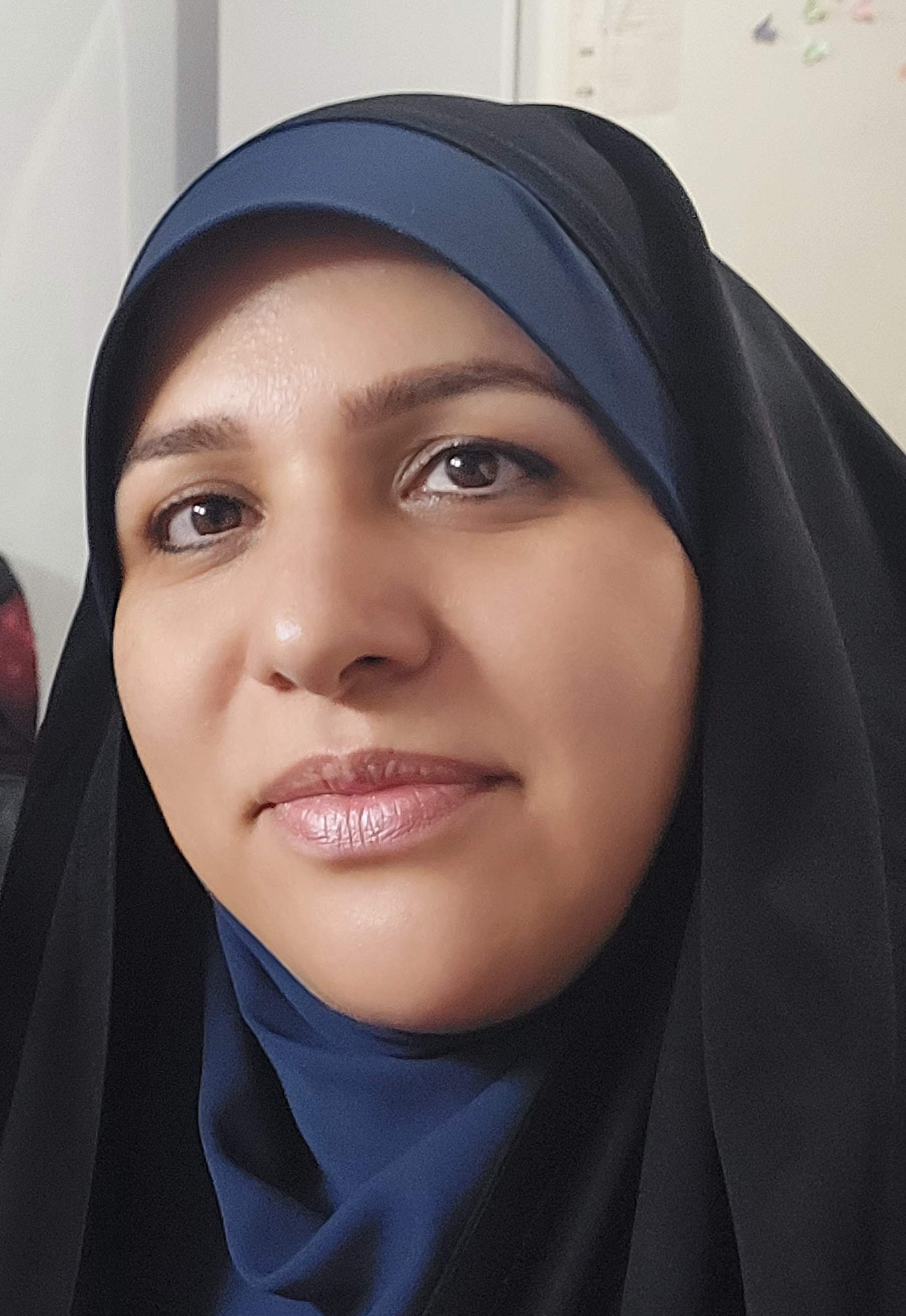 طیبه طاهری نیا 