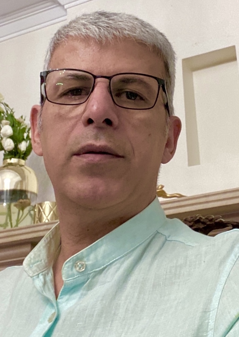 امیرحسین فولادی زاده 