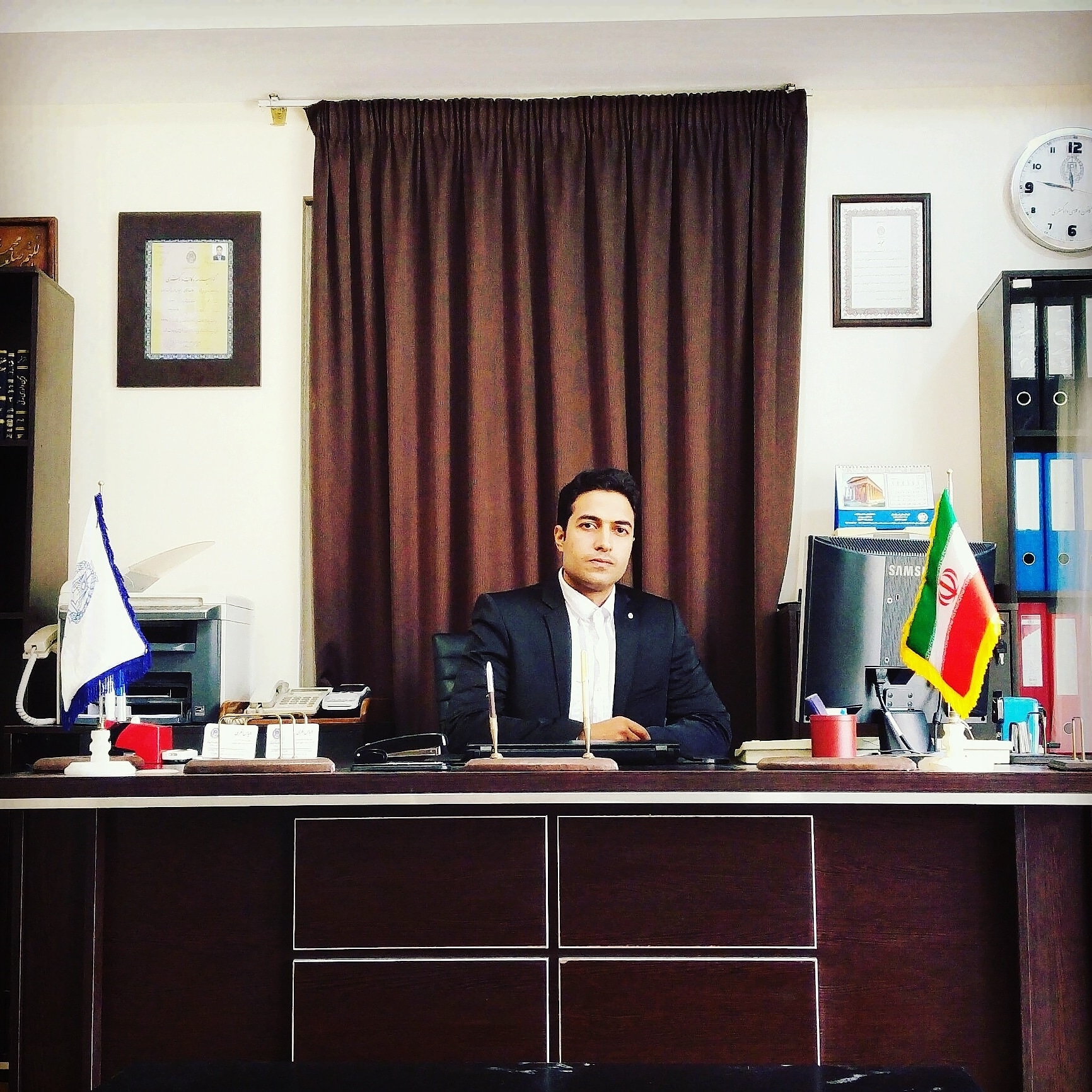 الیاس نظری 