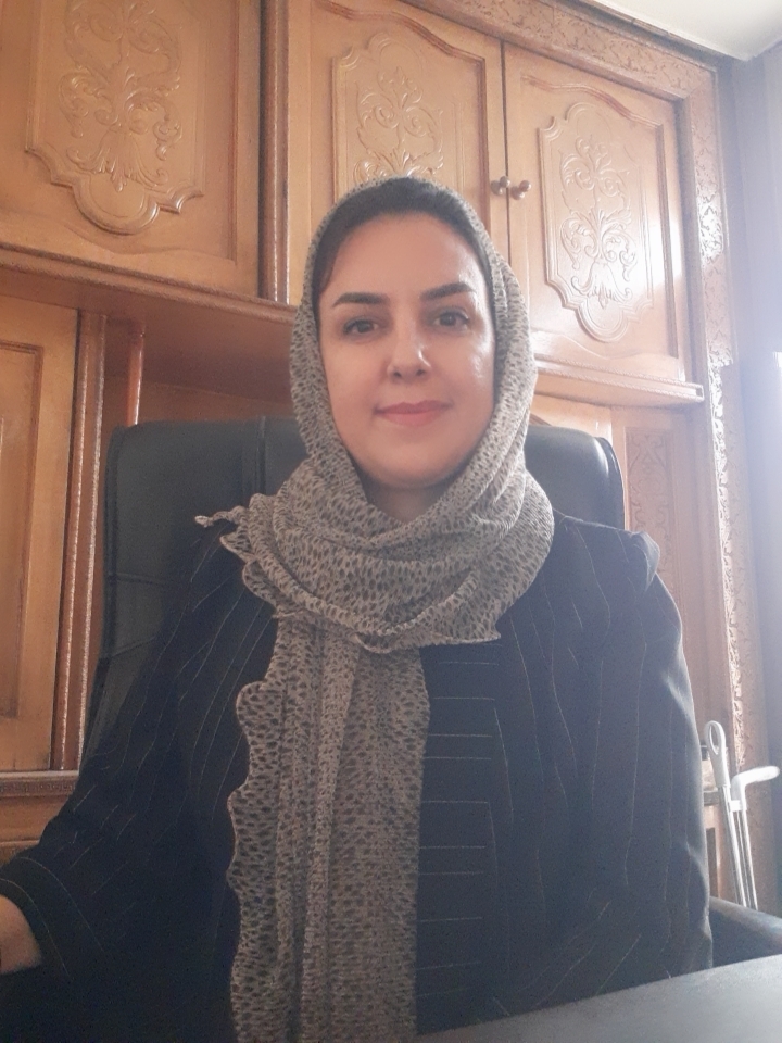 لیلا نصیرپور 